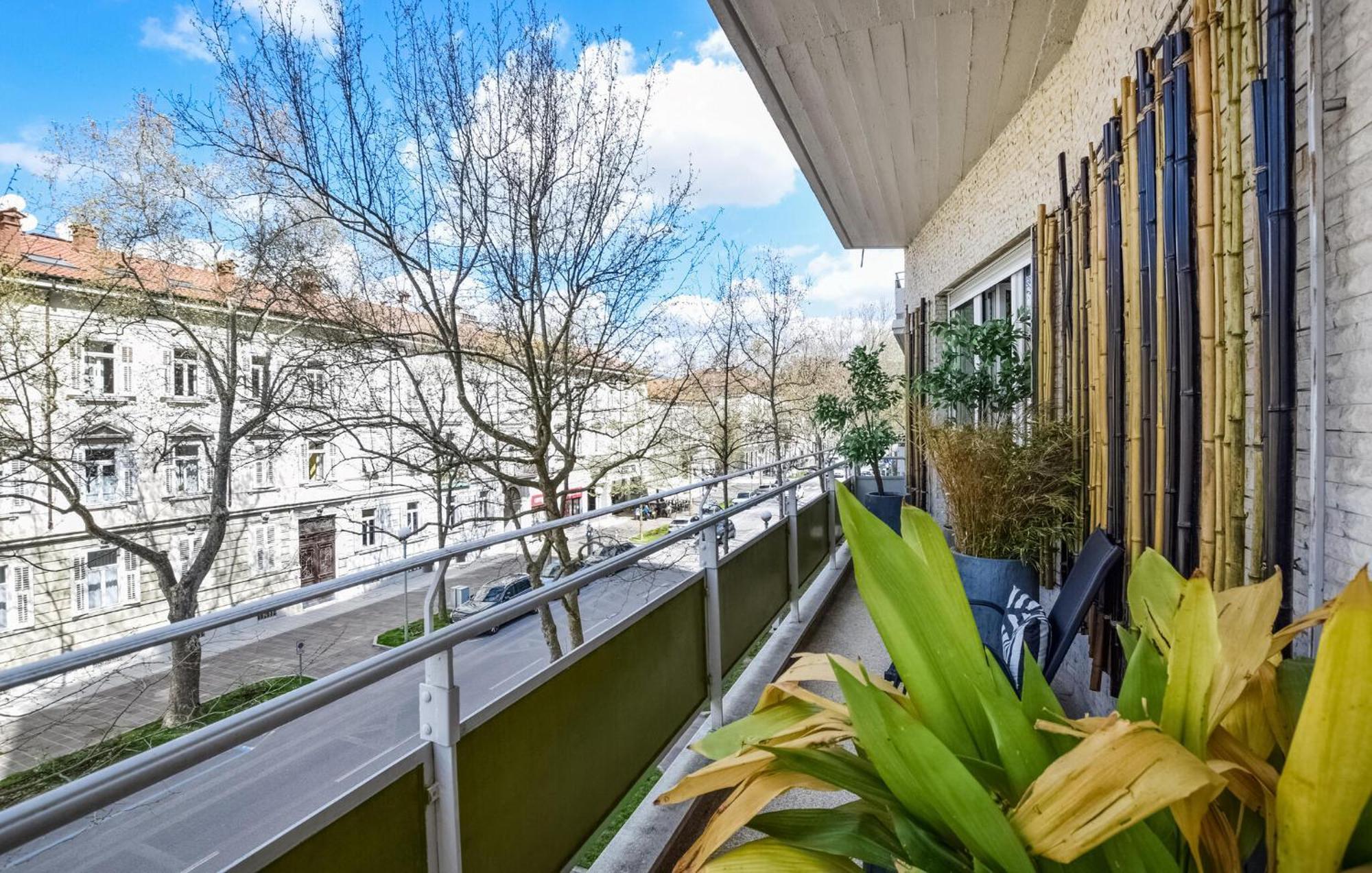 2 Bedroom Cozy Apartment In Gorizia Buitenkant foto
